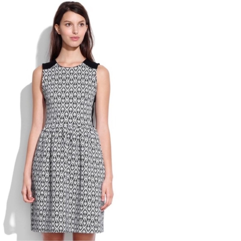 Madewell Black and White Sleeveless Midi Dress